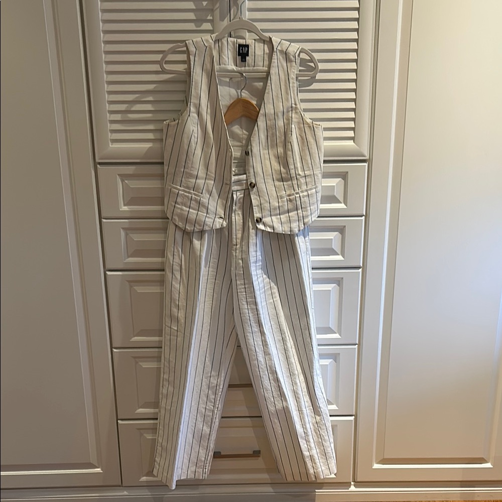 GAP Cream and Gray Striped Pantsuit